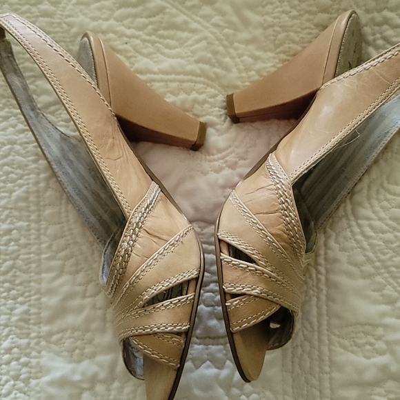 Shoes - Picture 2 of 5